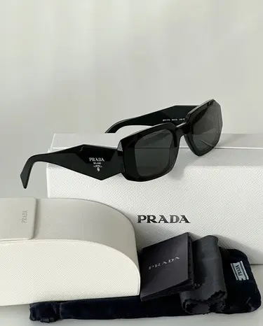 Trending: Accessories - Image 2